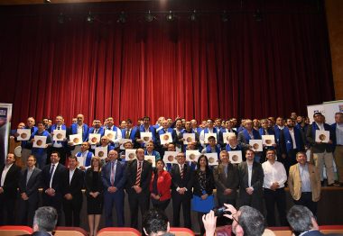 Aguas Andinas certifica a 119 Operadores de Redes de Agua Potable