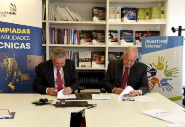 ChileValora y World Skills Chile firman convenio de colaboración