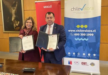 UCSC y ChileValora firman convenio para promover la certificación de competencias laborales